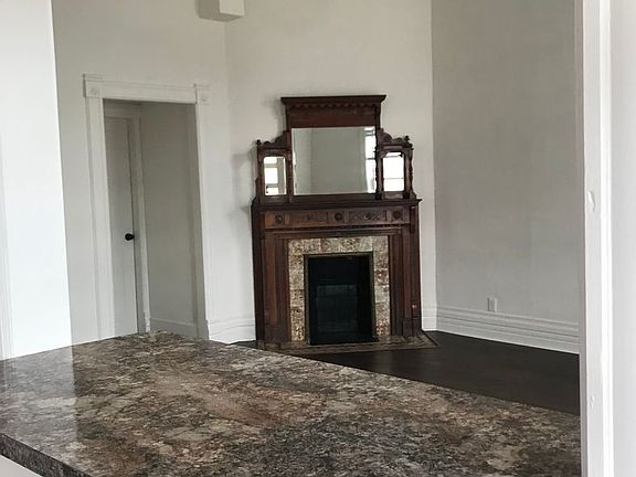 2nd image of 1827 W Riverside Ave #3