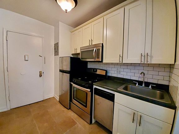 5th image of 100 W 118th St #H2