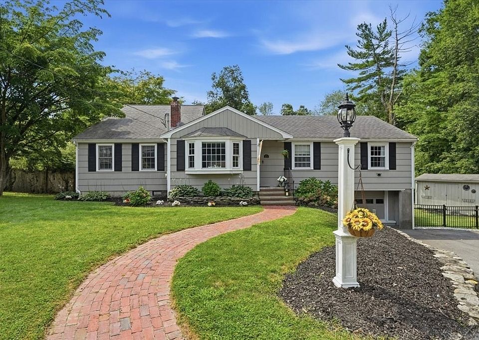 1st image of 31 Rayfield Rd