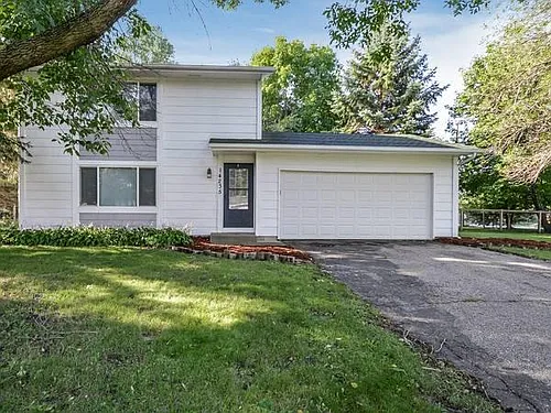 14235 39th Ave N Photo 1