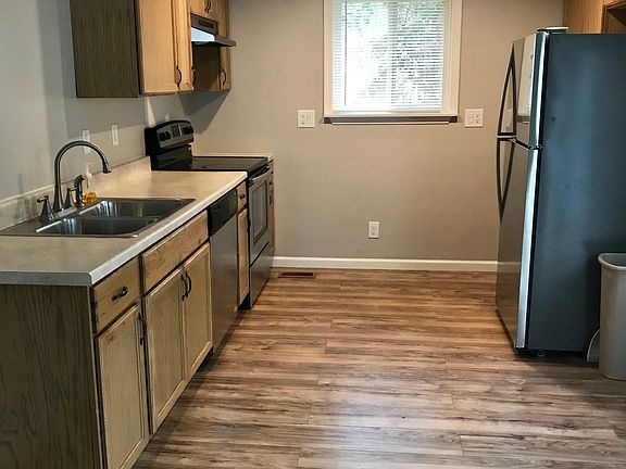2nd image of 41238 N Central Dr