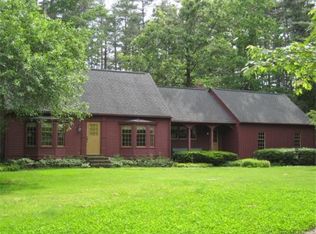 118 Old Turnpike Rd, Townsend, MA 01469