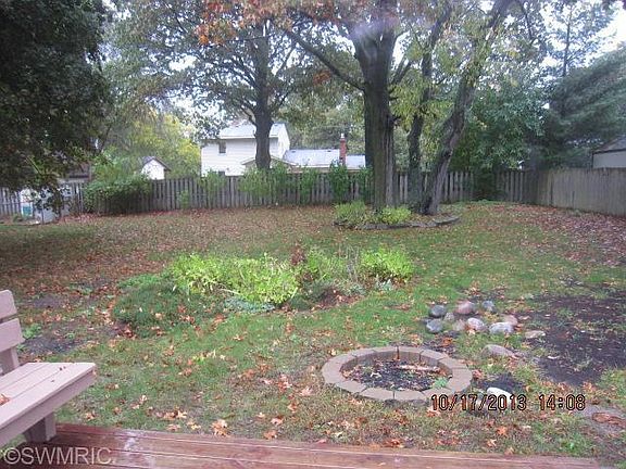 4th image of 5072 Wallingford Dr NW