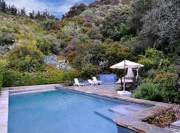 2nd image of 3430 Figueroa St