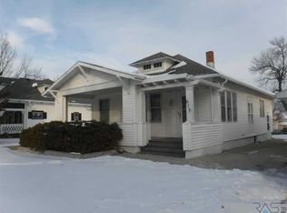 615 Rice Ave, Gregory, SD 57533