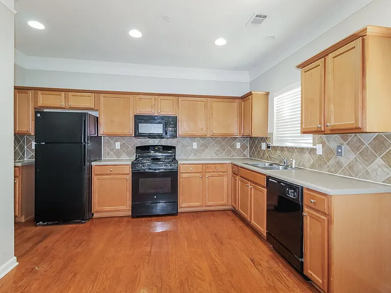 2032 Appaloosa Way SW — Photo 7