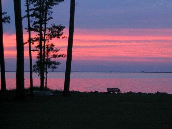 5th image of 16019 Bailey Beach Dr
