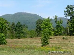 100 Moccasin Way, Landrum, SC 29356