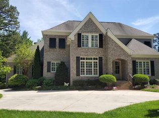 4401 Harbourgate Dr, Raleigh, NC 27612