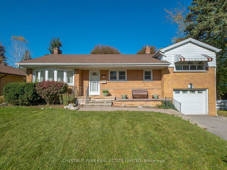 1st image of 20 Strathroy Cres