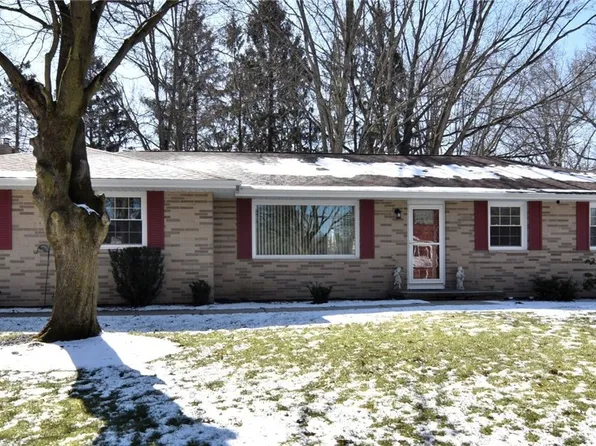 160 Beacon Hill Blvd, Northfield, OH 44067