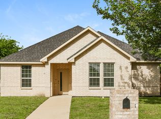 1314 Roan Dr, Lancaster, TX 75134