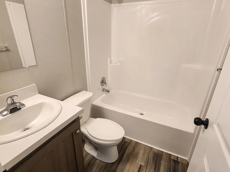 317 Loden Dr — Photo 6