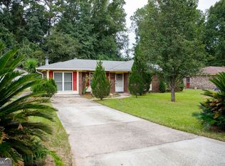 405 Simpson St, Hinesville, GA 31313