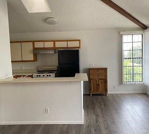 4th image of 10307 Mount Gleason Ave #304