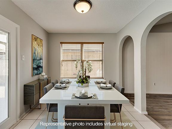 5th image of 2801 Meadow Park Dr