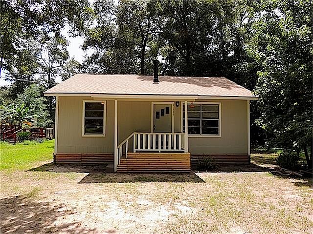 1st image of 21386 Dogwood Dr