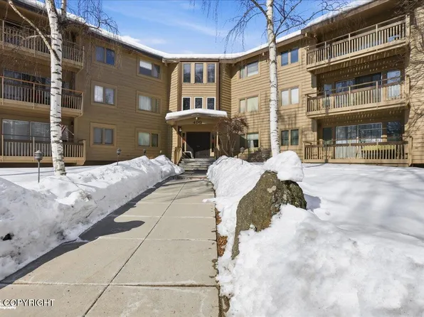 400 W 76th Ave APT 212, Anchorage, AK 99518