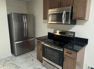 7487 Rutherford St, Detroit, MI 48228