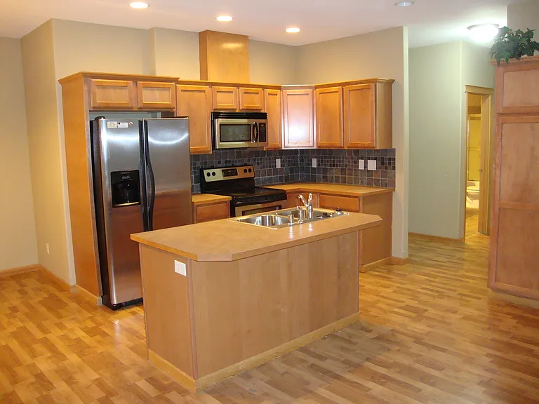 414 E Elcliff Rd — Photo 4