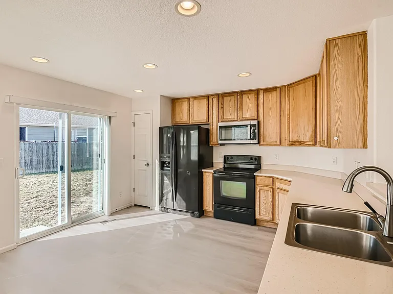 5514 Laredo St — Photo 11