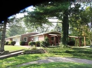 3929 Alexander Rd, Atwater, OH 44201