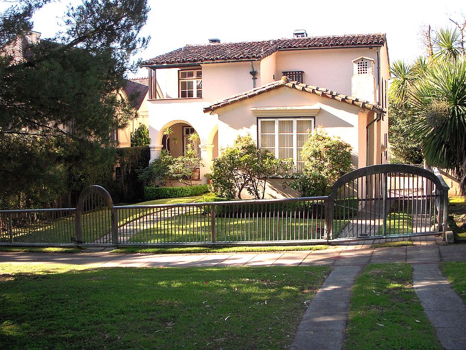 1st image of 380 Santa Clara Ave