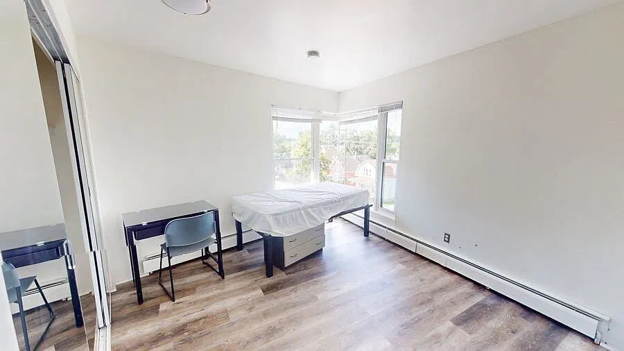 1 bed, $1,000 — Photo 3
