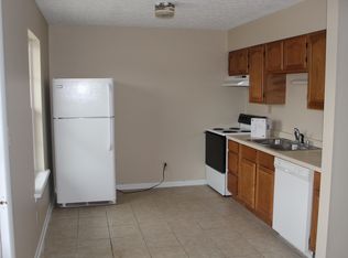 166 Lawrence St #103, Brandenburg, KY 40108
