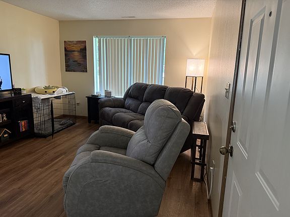 3rd image of 4314 Maricopa Dr #1