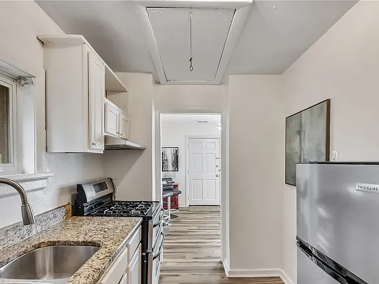 2309 1st Ave — Photo 12