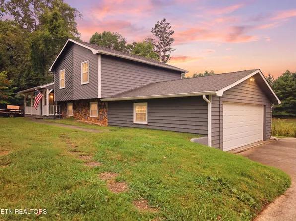 3017 Pleasant View Ave, Maryville, TN 37803