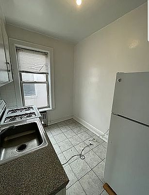 2nd image of 23-19 26th St #2R