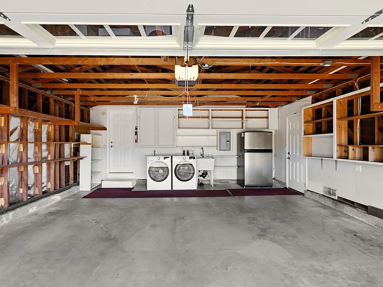 19397 Eric Dr — Photo 40