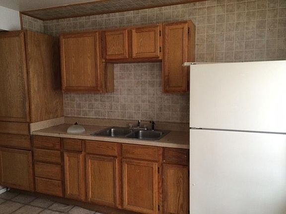 3rd image of 31444 Alcona Ct