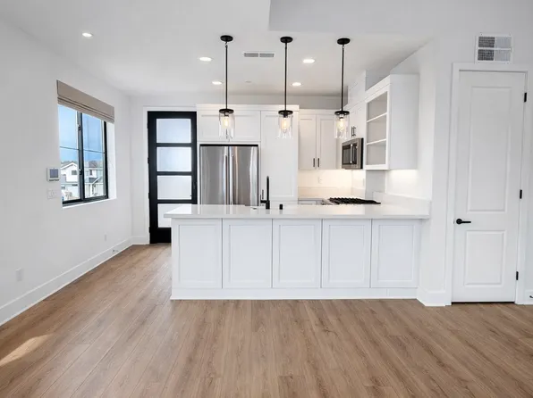 1226 Molara Ln, Encinitas, CA 92024