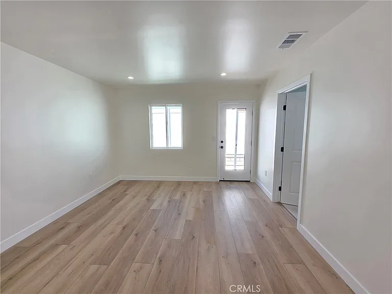 17103 Kingsbury — Photo 11