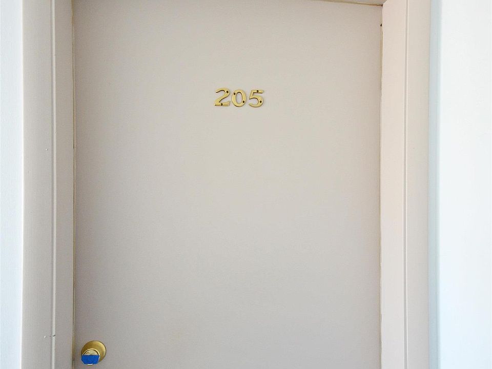 43298-40 Mound Rd, photo 2