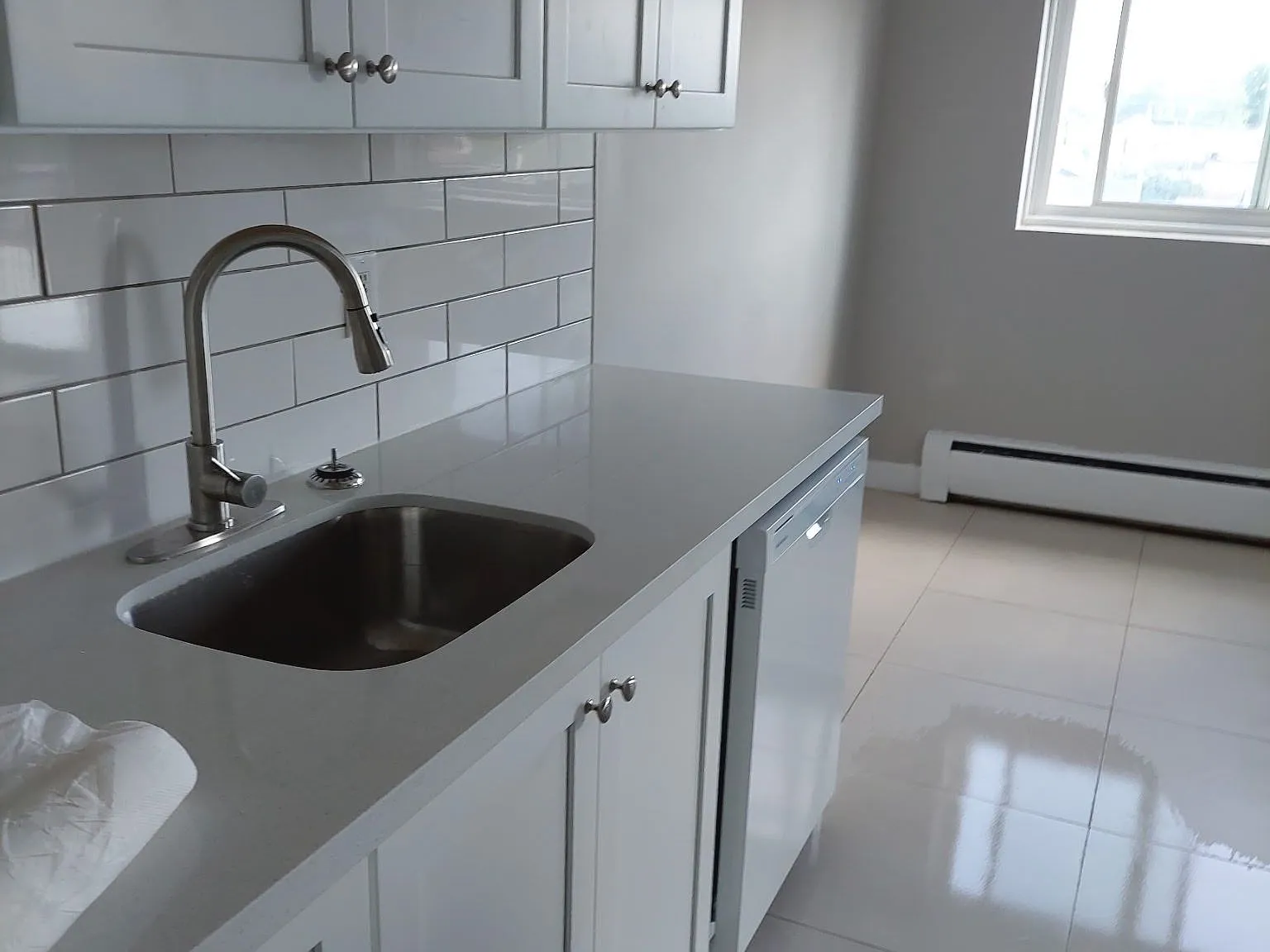 2 bed, $1,680 — Photo 1