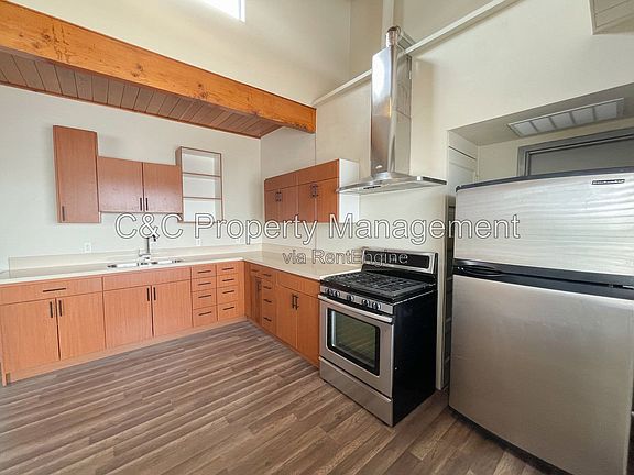 5th image of 1812 Luzern St #A
