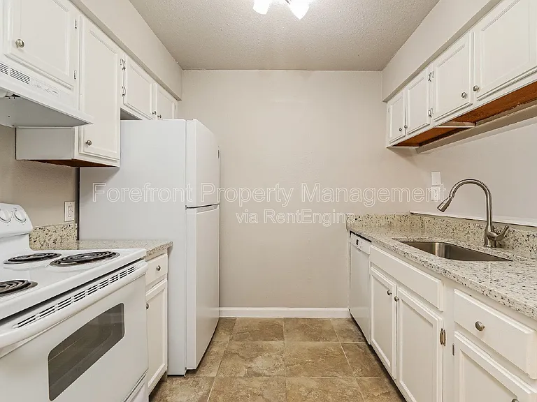7802 Richard Frank Way #3 — Photo 8