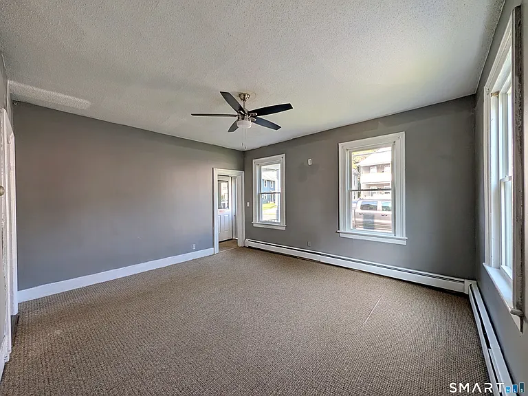 104 Elm St — Photo 3