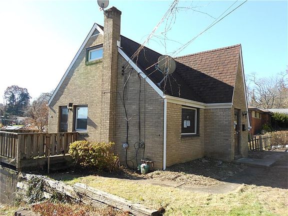2nd image of 3814 Fleetwood Dr