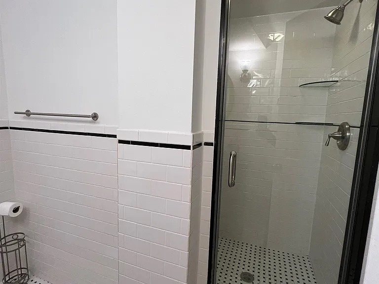827 Garden St #1 — Photo 18