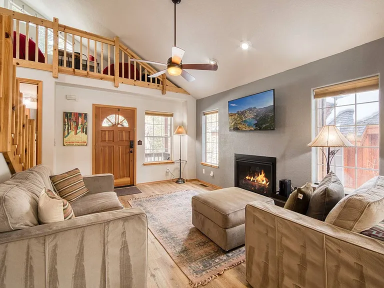 17305 Northwoods Blvd #2 — Photo 4