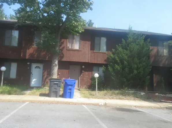 2 Keepsake Pl, Waldorf, MD 20602