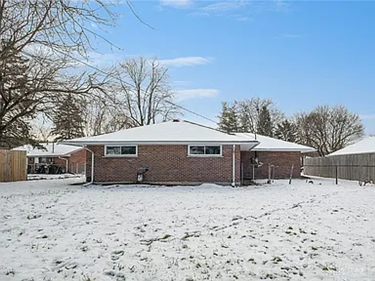 3781 Keswick Ln — Photo 8