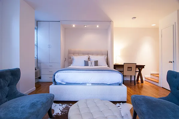 Rented by WAM Partners - William Moses Co. | media 7