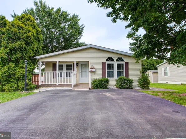 641 Mimosa Ct, Red Hill, PA 18076