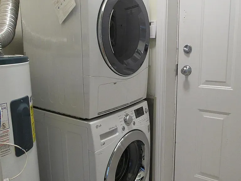 252 Stetson St #103 — Photo 11